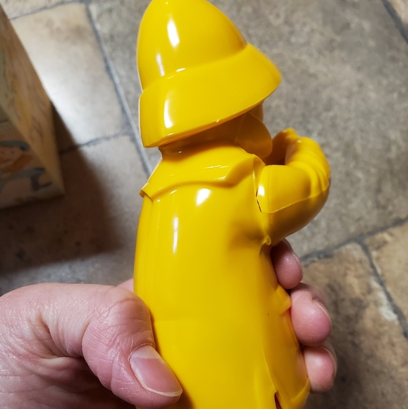 NWB Vintage Avon Tug A Brella  Bottle - Picture 7 of 13